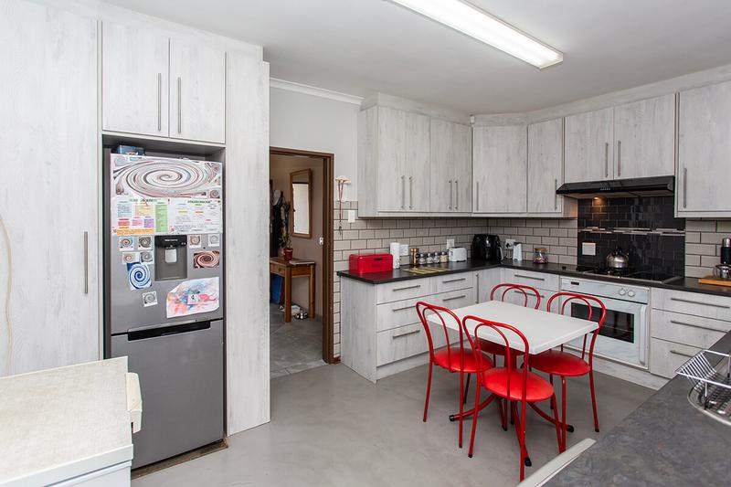 4 Bedroom Property for Sale in Eden Park Western Cape